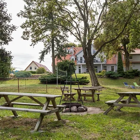 Apartment Herrenhaus Juergenshof Alt Schwerin